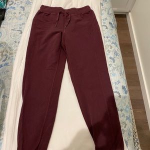 Lululemon jogger sweatpants size 6
